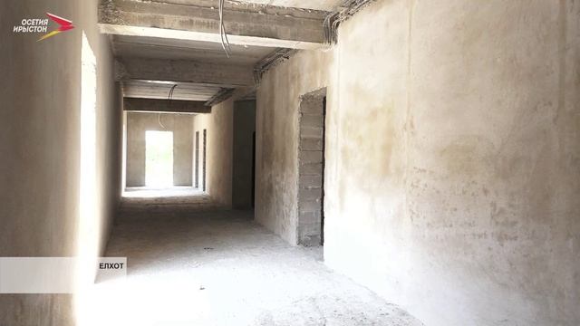 Елхоты райдыдтой культурон райрæзты центр аразын