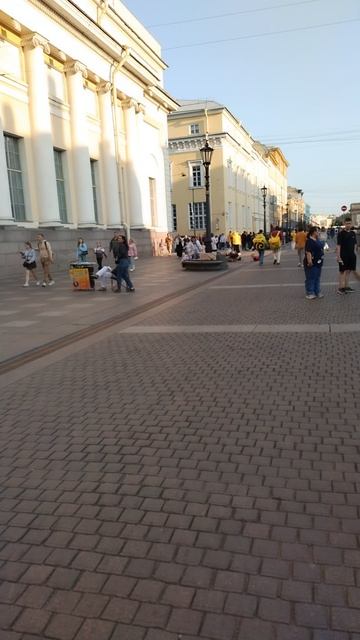 Набережная канала Грибоедова, Петербург. 15 июня 2025.