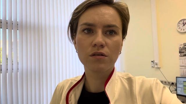 На приеме пожилые родители с молодыми детьми. Когда «все сам» не работает?