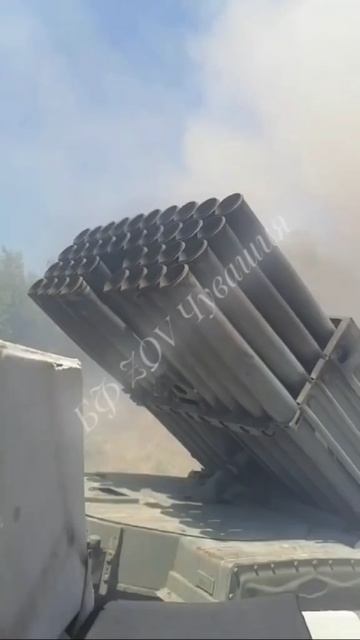 Видео с передовой от нашего земляка. Так "Грады" кошмарят врага.