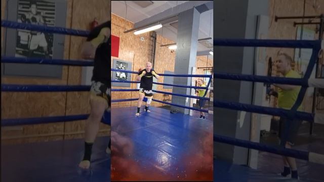 15.06.25
воскресный CrossFit по Muay Thai