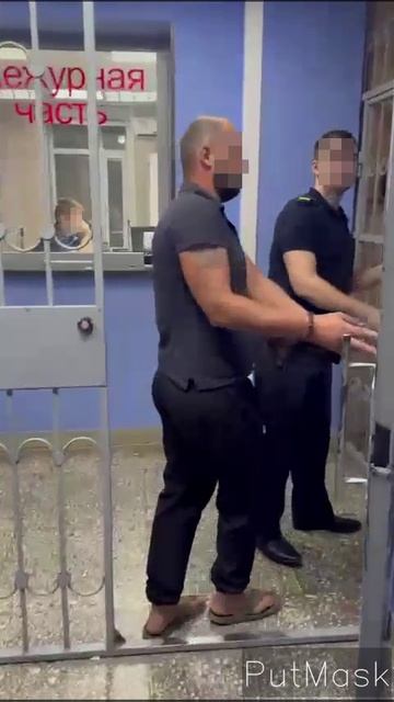 Пьяный водитель без прав пытался скрыться от полицейских в Армавире