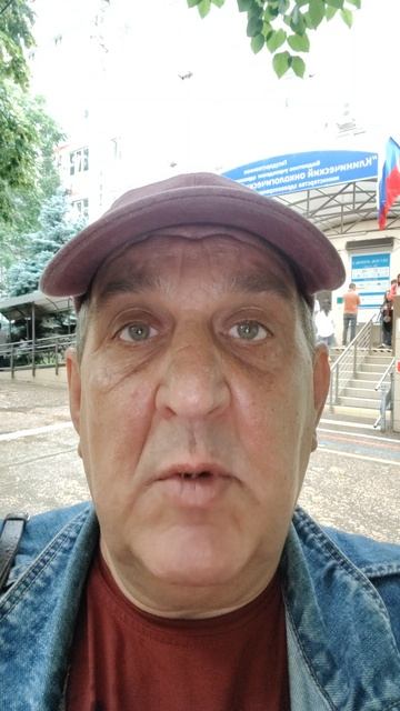 Дорогие волшебники, желаю вам, вашим детям и родным крепкого здоровья!