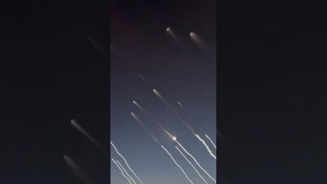 Ирааааанские ракеты, летя, летят, летят!!! 😉✌👍