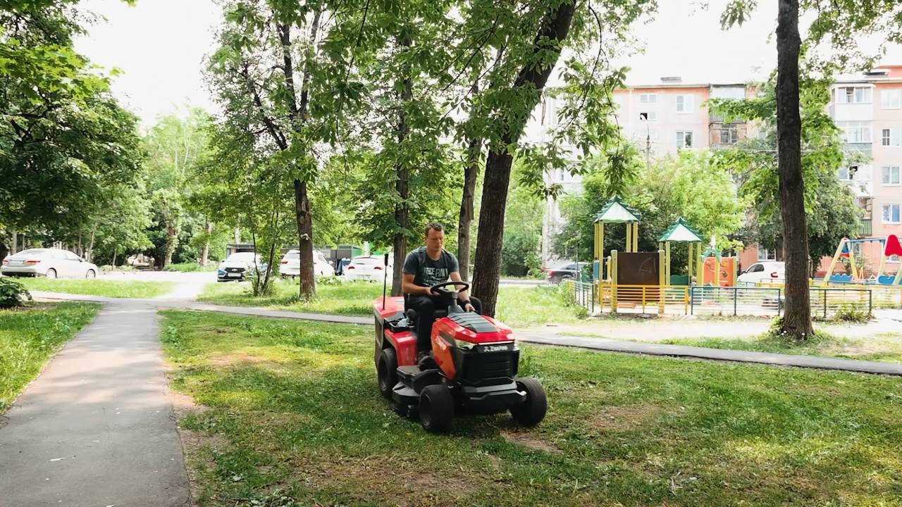 В МБУ «Городское Хозяйство» поступила долгожданная новинка — профессиональные садовые райдеры