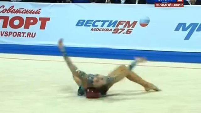 Финал с мячом Дарьи Дмитриевой на Гран-при Москвы 2012 года： выступление в художественной гимнастик