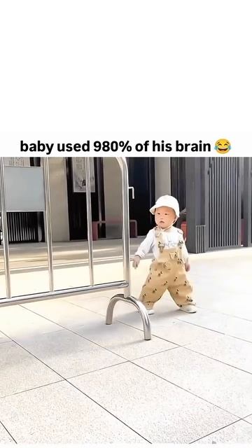 Baby used 980% of his brain 😂🎀