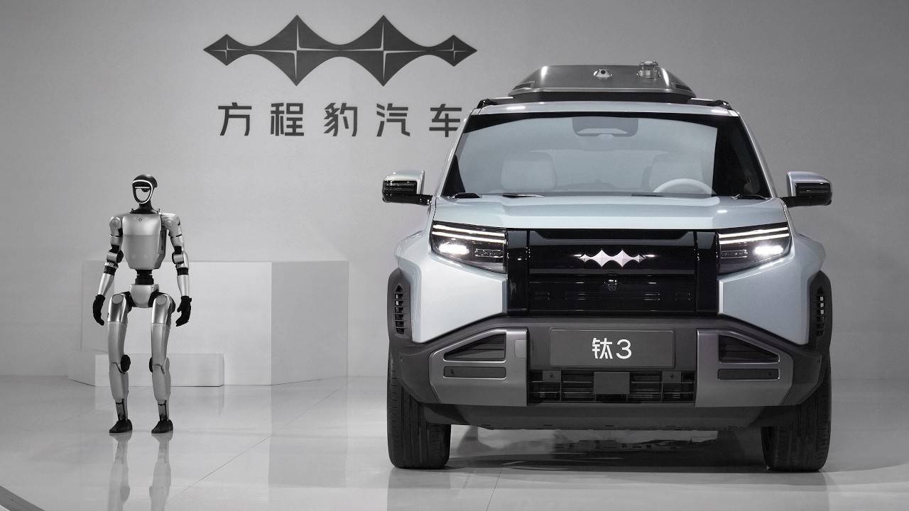 BYD Leopard Titanium 3： Дрон, 500 км и цена $19000 — что ещё нужно？