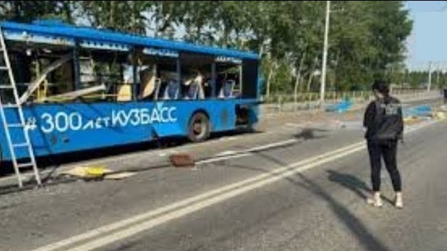 ХЛОПОК. В автобусе - пострадали пассажиры