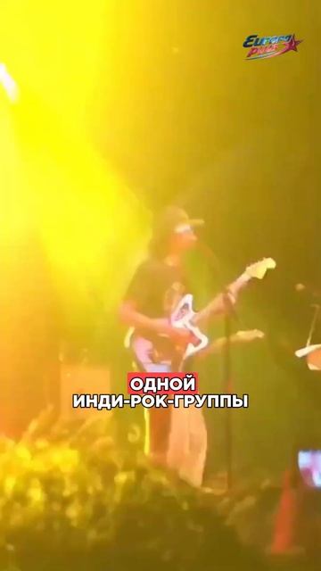 НАПАДКИ на Coldplay должны прекратиться, заявил Джеймс Блейк, а Финн Вулфард выпускает АЛЬБОМ!