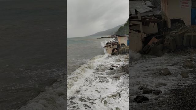 Лазаревское 16 июня. Свирский пляж.