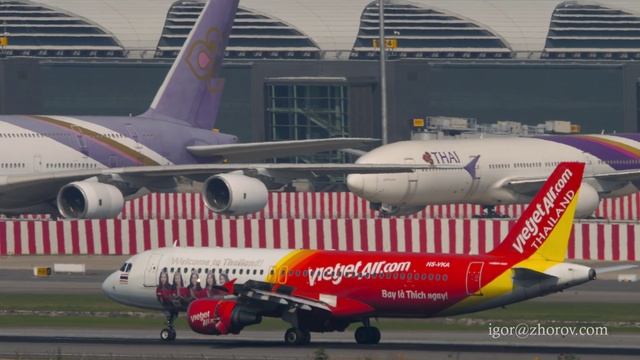 Эйрбас А320 Thai VietJetAir приземляется в аэропорту Суварнабхуми, Бангкок