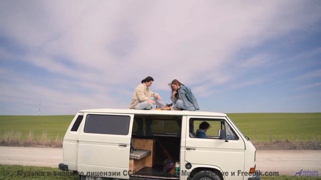 Музыка заставляет влюбиться в природу заново - Dragonslayer -- Podington Bear -- Said Lion To Lamb (