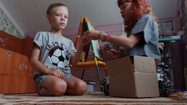 Пробуем сладкий бокс который я заказала на др 🥳