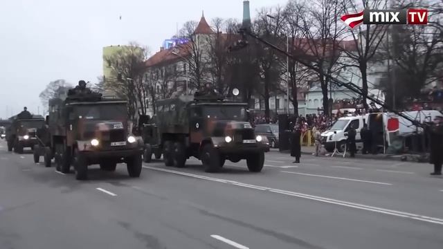Военный парад в Латвии. Смешно до икоты