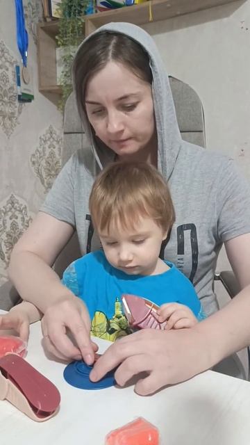 Почему Саша не ходит в садик часть 2
