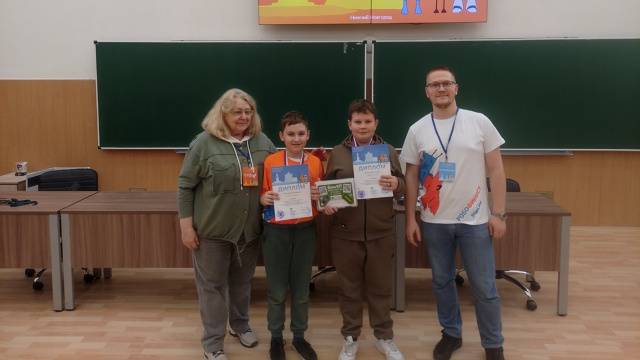 обезьяны нападают