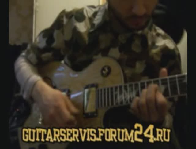 гитарный синтезатор Roland GR-1.