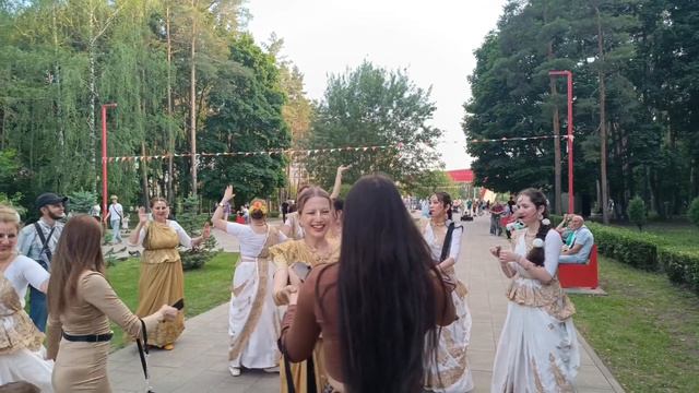 Харинама 8 июня в Парке Победы! "В каждом городе и деревне, пойте Святые Имена"