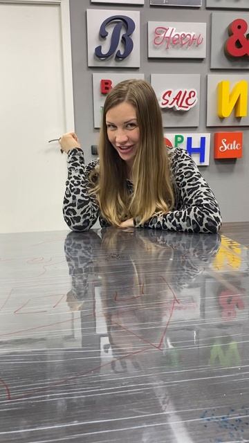 Жидкое стекло от "Дисконт-Рекламы" лучшая защита для вашего стола.