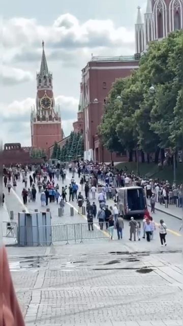 Очередь в прошлое...