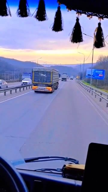 Красивый рассвет над Новороссийском 
#youtubeshorts#рассвет#новороссийск#природа#красота