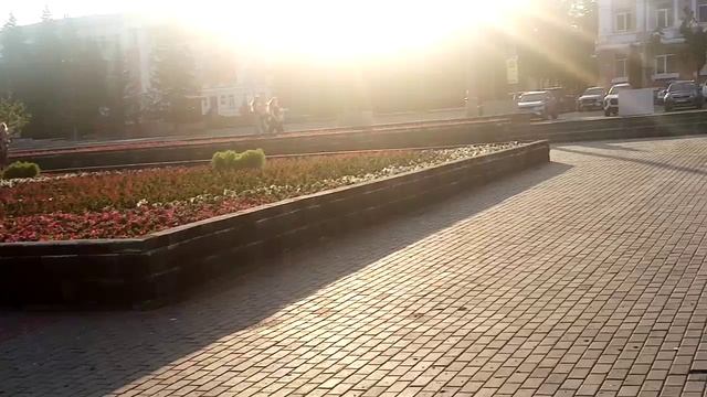 КУРГАН ОБЗОР ПАМЯТНИК ВЛЮБЛЕННЫМ И СВЯТОМУ НИКОЛАЮ ЧУДОТВОРЦУ