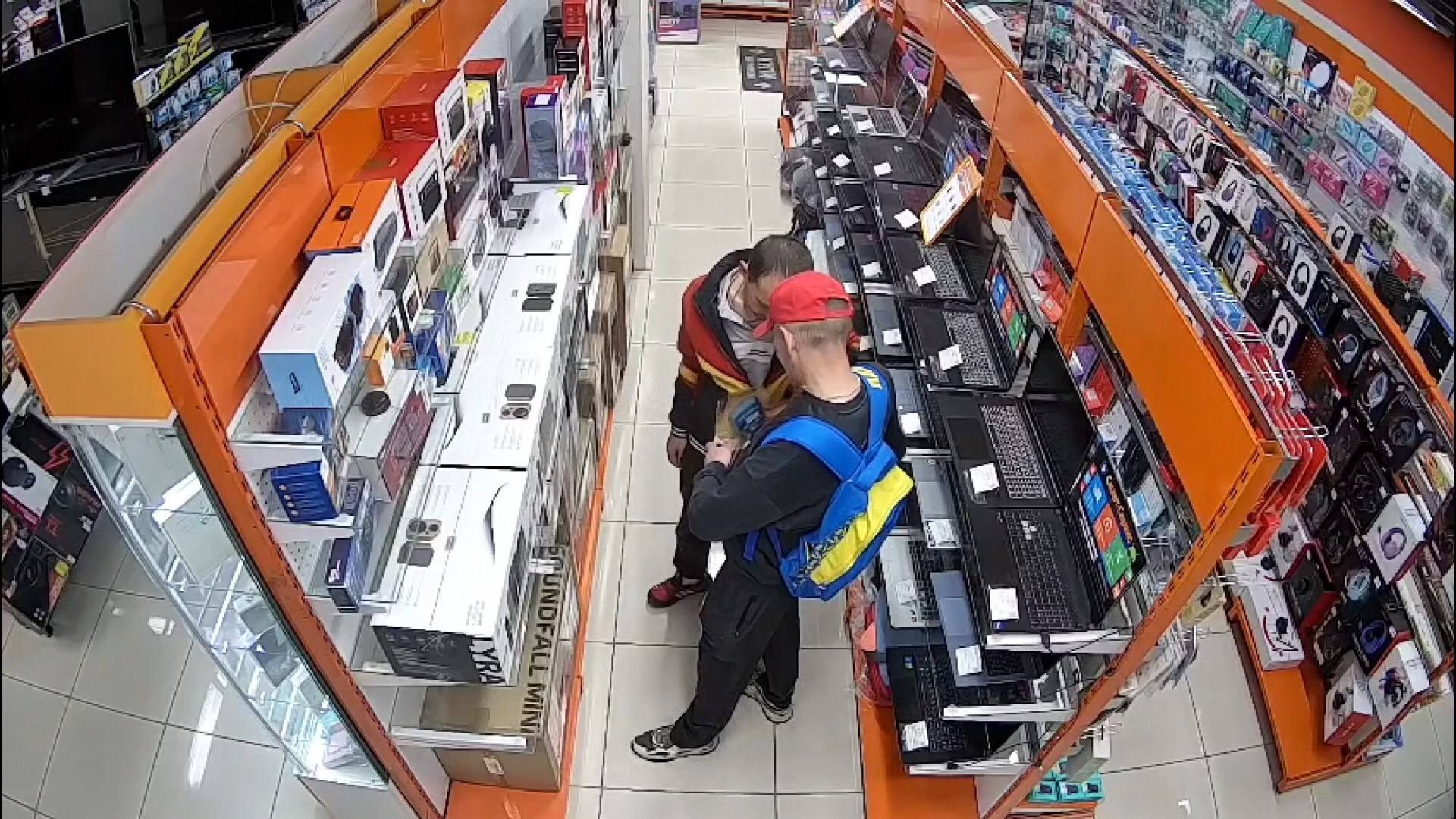 Полицейские раскрыли кражи из сетевых магазинов