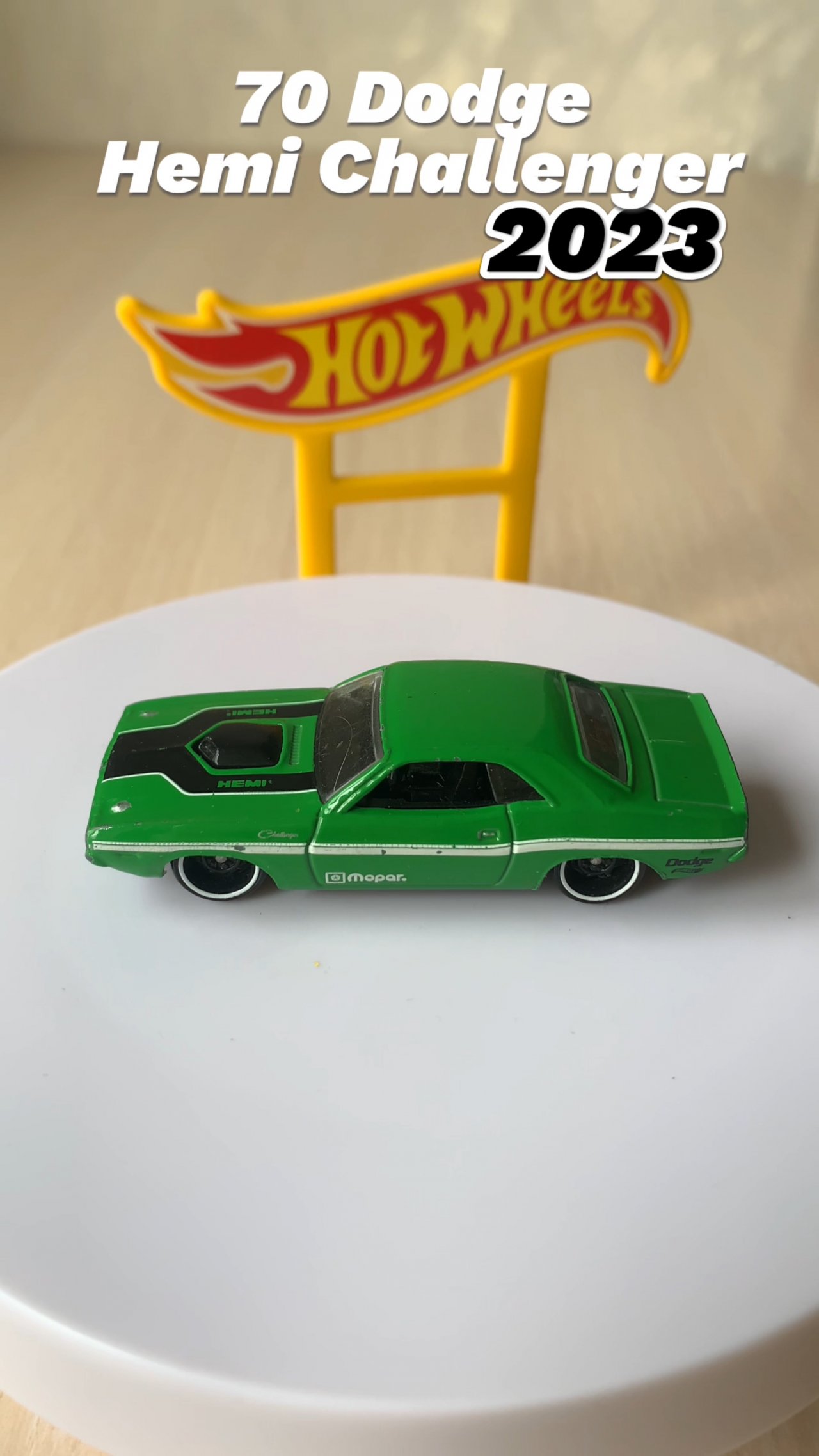 70 Dodge Hemi Challenger 2023 Hot wheels