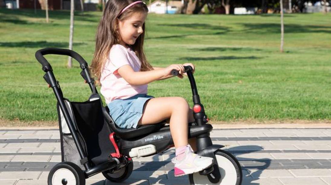 Трехколесный складной велосипед SmarTrike STR3