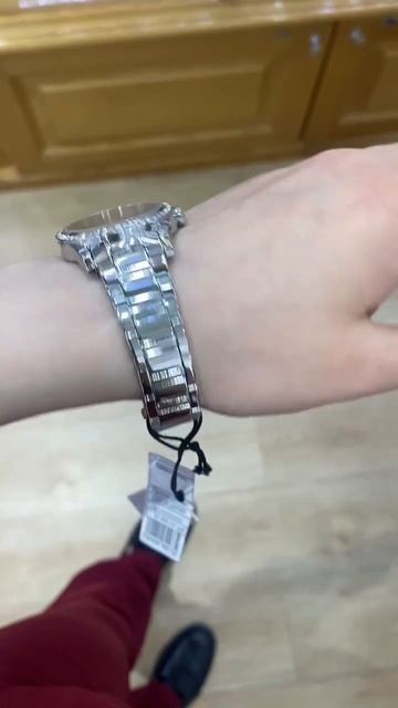 Часы со скидкой 25%