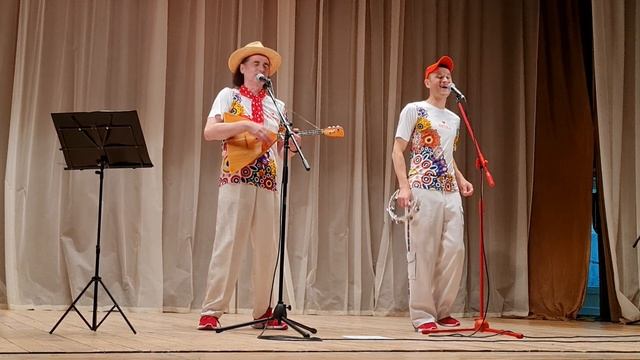 Кавер-дуэт Республика ЧАД Расцвела черёмуха (цыганская)