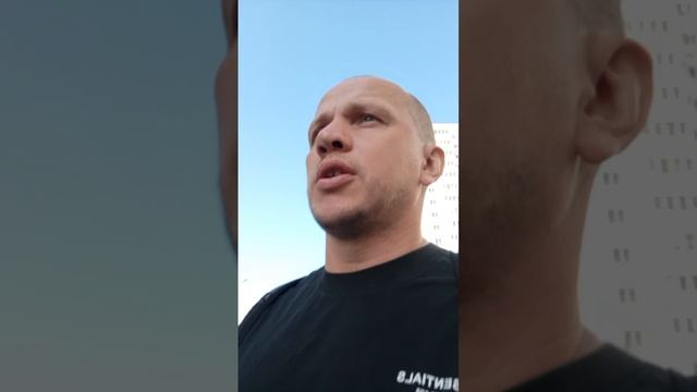 День рождения жены. без денег. прокрастинация мысли о смене работы.