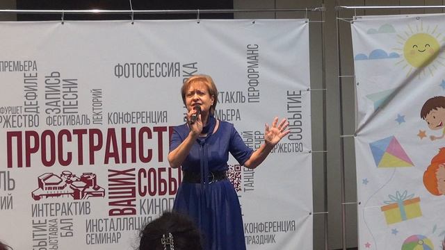 Город детства. А, Флярковский, Слова Р. Рождественский. Исполняет Светлана Игнатова.