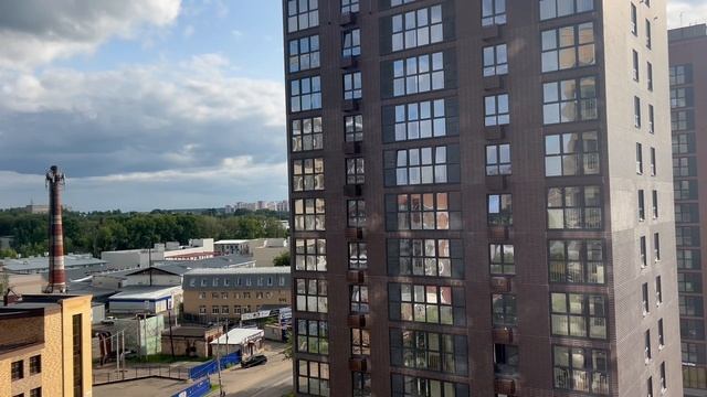 My live. Солнце прячется за горизонтом.