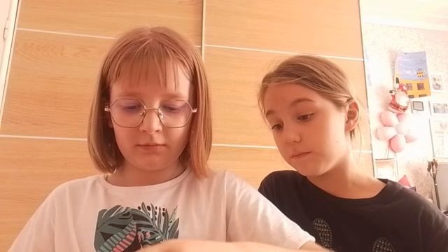 пробуем дубайский шоколад с Аней