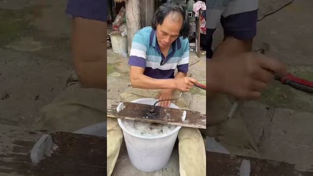 Китайский дед готовит Эскимо