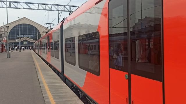 Электропоезд ЭС104-038 "Финист" Рейс Санкт-Петербург - Лебяжье. Отъезжает с Балтийского вокзала!
