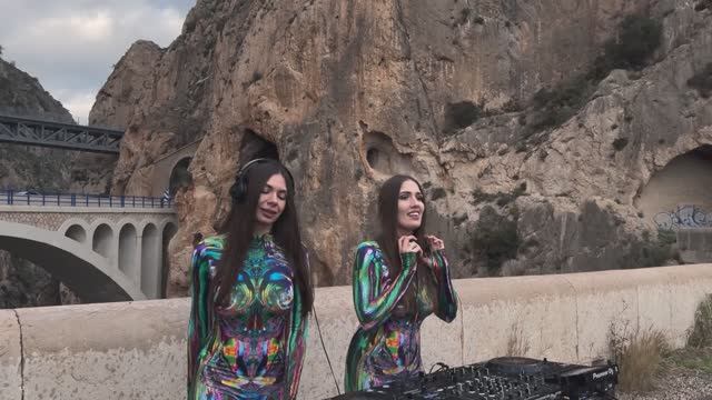 Avity —  Canyon Mascarat   4K Melodic Techno & Progressive House