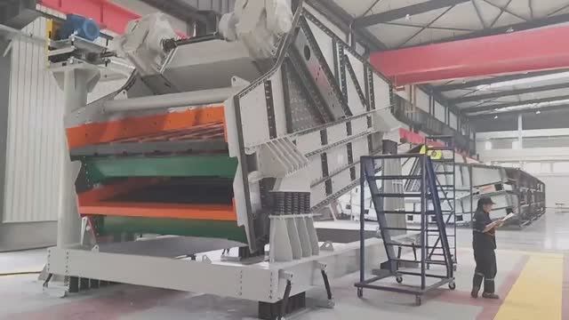 заводские испытания двухдекового грохота Landsky перед отгрузкой