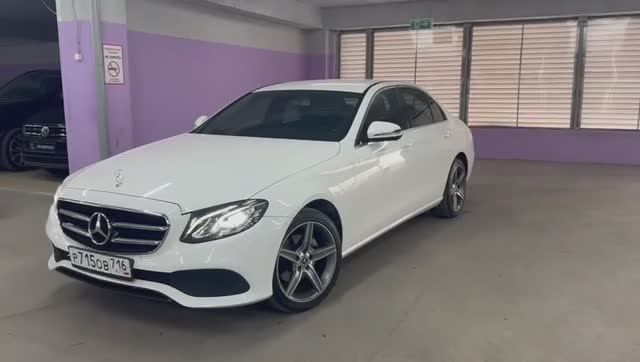 Mercedes-Benz E-Класс 250 '2014