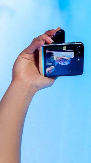 Бюджетный складной смартфон Samsung Galaxy Z Flip 7 FE 🤔 #samsung #flip7 #flip7fe