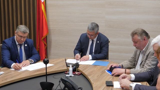 Александр Новиков встретился  с руководителями предприятий, чтобы обсудить вопросы  диспансеризации