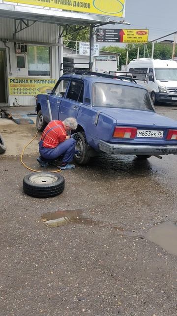 Шина 3100р., шиномонтаж 500р., и вчера заправил на 500р. бензина. Дмитрий, большое спасибо!