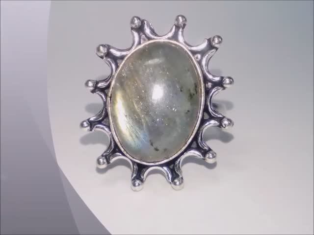 Кольца с натуральными камнями лабрадорит, коралл, лазурит, гранат, аметист, малахит, авантюрин