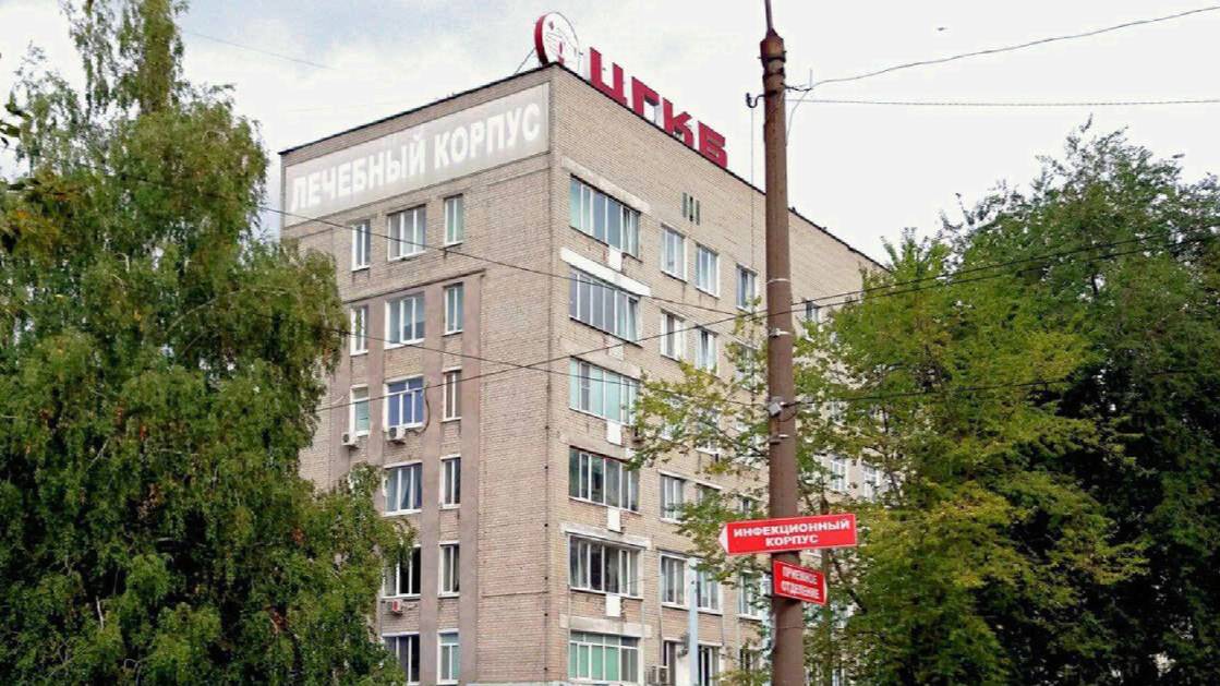 Разлив мазута произошел на территории больницы в Ульяновске