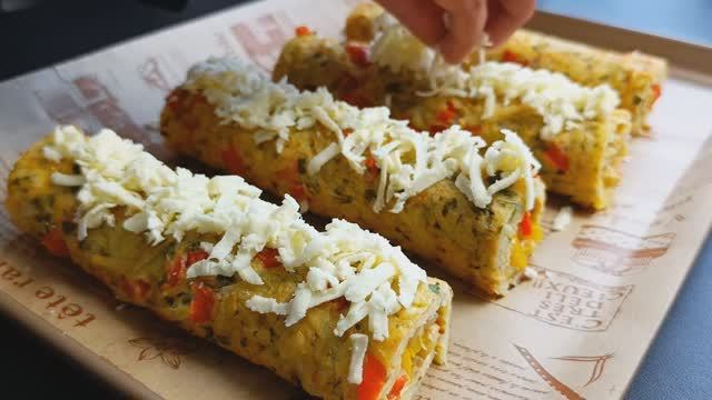 У вас есть картофель и яйца? Вы не поверите, насколько вкусны эти картофельно-куриные рулетики.