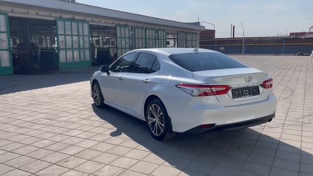 Продажа Toyota Camry 2020 года выпуска