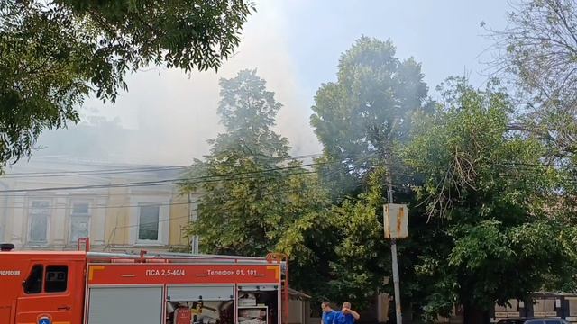 14 июня на улице Чехова 31 был пожар в заброшенном доме.