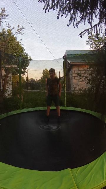 Сальто с колен